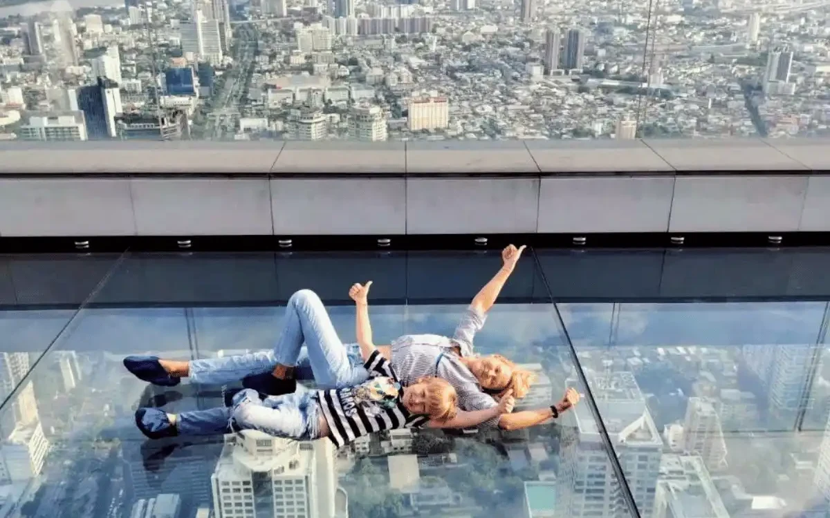 Башня King Power Mahanakhon и смотровая площадка Mahanakhon SkyWalk