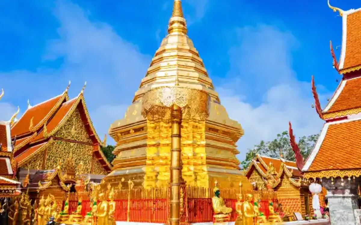 Wat Phra That Doi Suthep — храм Дой Сутхеп над Чиангмаем