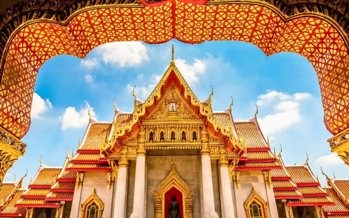 Private tours from Bangkok with English-speaking guide