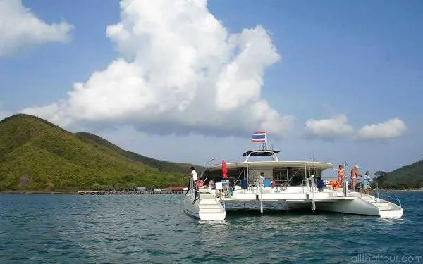 Морская прогулка на яхте Серенити